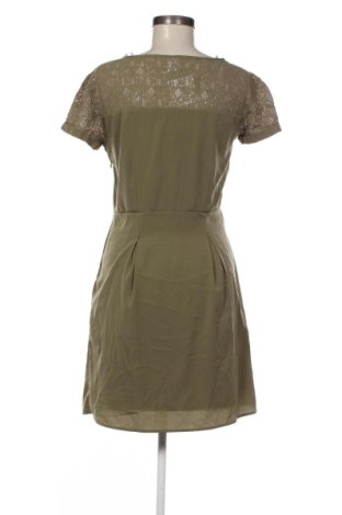 Kleid Vero Moda, Größe L, Farbe Grün, Preis 17,99 €
