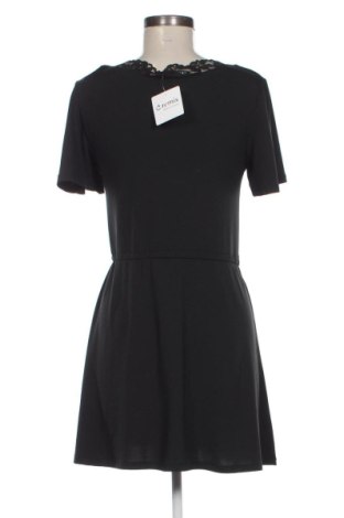 Sukienka Zara, Rozmiar S, Kolor Czarny, Cena 72,99 zł