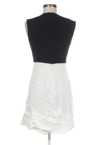 Kleid Zara, Größe M, Farbe Mehrfarbig, Preis 17,99 €