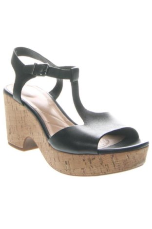 Сандали Clarks, Размер 37, Цвят Черен, Цена 122,89 €