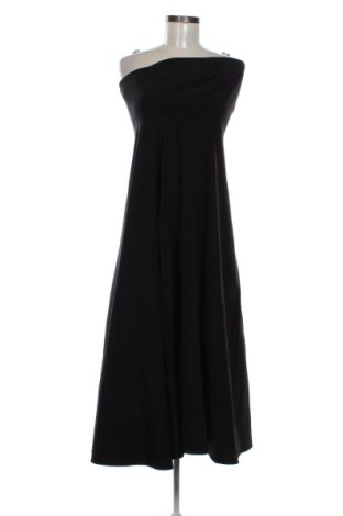 Latzkleid Mango, Größe M, Farbe Schwarz, Preis 20,91 €