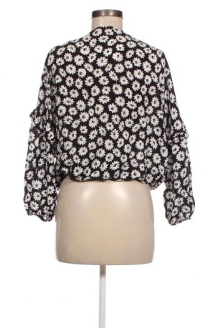 Дамска блуза LC Waikiki, Размер M, Цвят Многоцветен, Цена 4,09 €