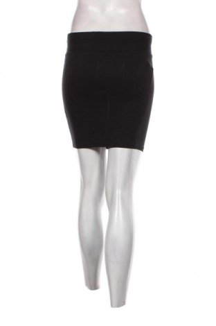 Пола Unbranded, Размер S, Цвят Черен, Цена 2,04 €