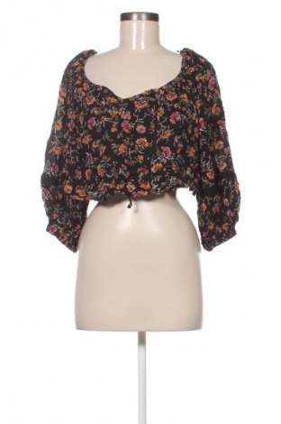 Dámská halenka Bershka, Velikost S, Barva Vícebarevné, Cena  49,00 Kč