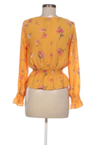 Дамска блуза H&M Divided, Размер S, Цвят Многоцветен, Цена 2,04 €