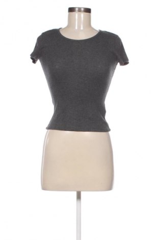 Dámská halenka H&M Divided, Velikost S, Barva Šedá, Cena  49,00 Kč