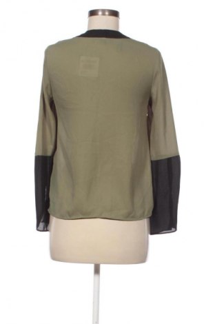 Dámská halenka Primark, Velikost S, Barva Vícebarevné, Cena  49,00 Kč