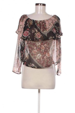 Dámská halenka Stradivarius, Velikost M, Barva Vícebarevné, Cena  49,00 Kč