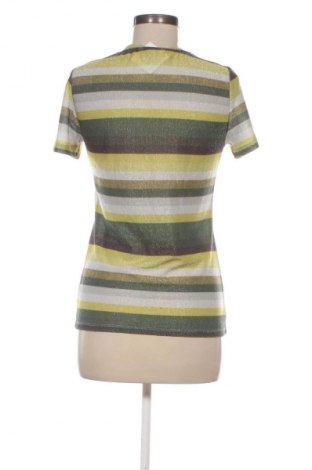 Дамска блуза Unbranded, Размер M, Цвят Многоцветен, Цена 2,04 €