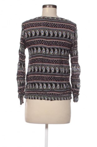 Дамска блуза Unbranded, Размер M, Цвят Многоцветен, Цена 2,04 €