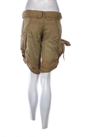 Γυναικείο κοντό παντελόνι French Connection, Μέγεθος M, Χρώμα Καφέ, Τιμή 2,99 €