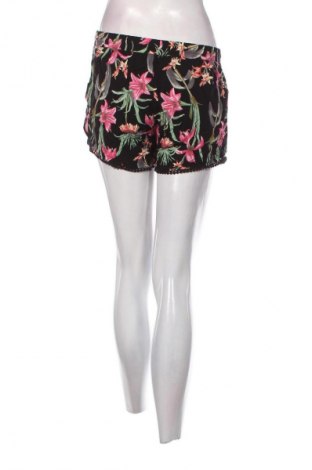 Dámské kraťasy  Haily`s, Velikost L, Barva Vícebarevné, Cena  49,00 Kč