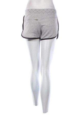 Dámské kraťasy  Zara Trafaluc, Velikost S, Barva Šedá, Cena  49,00 Kč