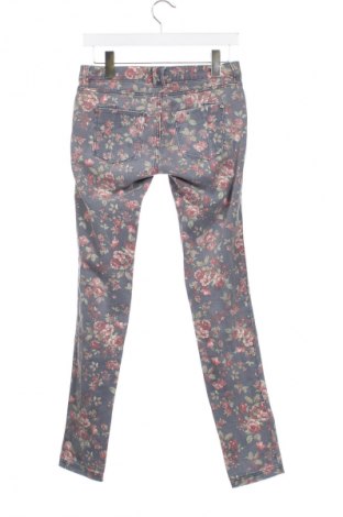 Дамски панталон Bershka, Размер M, Цвят Многоцветен, Цена 2,55 €