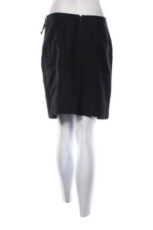 Пола ALBERT NIPON, Размер S, Цвят Черен, Цена 3,57 €