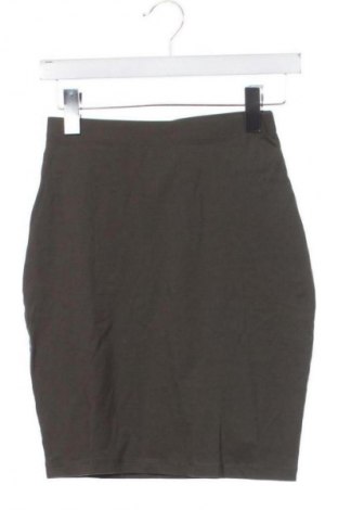 Пола About You, Размер XS, Цвят Зелен, Цена 5,11 €