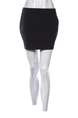 Пола About You, Размер M, Цвят Черен, Цена 3,57 €