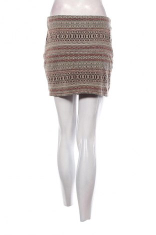 Пола Bershka, Размер M, Цвят Многоцветен, Цена 2,04 €