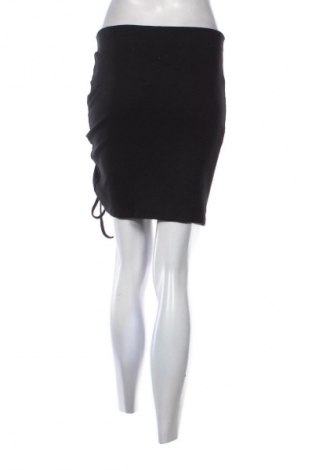 Пола DONTBELIEVETHEHYPE, Размер M, Цвят Черен, Цена 2,04 €