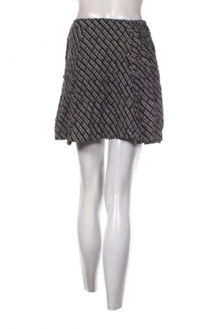 Пола District, Размер S, Цвят Многоцветен, Цена 2,04 €