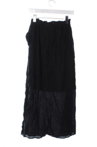 Sukně H&M, Velikost XS, Barva Černá, Cena  49,00 Kč