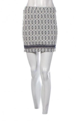 Пола H&M, Размер S, Цвят Многоцветен, Цена 2,04 €