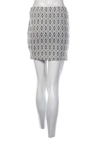 Пола H&M, Размер S, Цвят Многоцветен, Цена 2,04 €