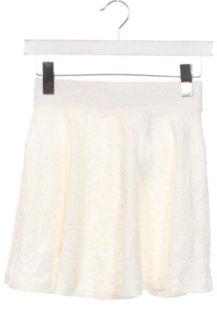 Пола H&M Divided, Размер XS, Цвят Бял, Цена 4,09 €