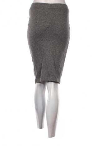 Пола H&M Divided, Размер S, Цвят Сив, Цена 2,04 €