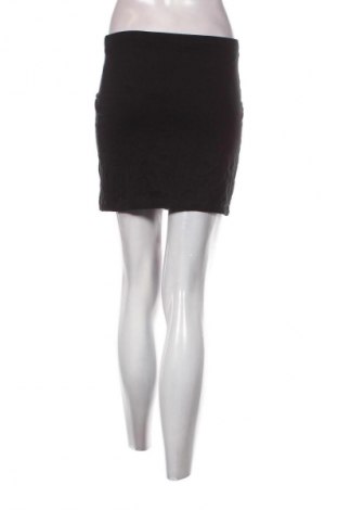 Пола H&M Divided, Размер M, Цвят Черен, Цена 2,04 €