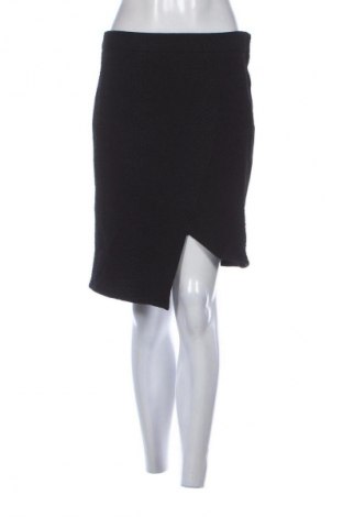 Пола H&M Divided, Размер M, Цвят Черен, Цена 7,15 €