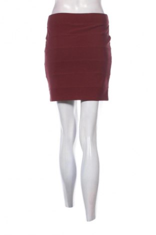 Пола Janina, Размер S, Цвят Червен, Цена 2,04 €