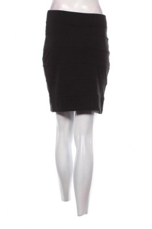 Пола KappAhl, Размер M, Цвят Черен, Цена 2,04 €