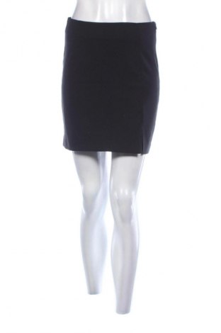 Пола LC Waikiki, Размер S, Цвят Черен, Цена 2,04 €