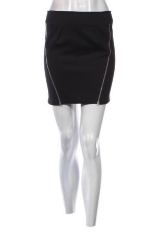 Пола Mango, Размер S, Цвят Черен, Цена 9,70 €