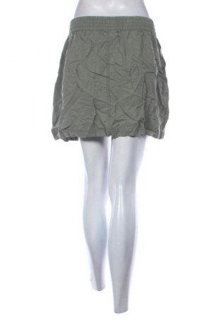 Пола Manguun, Размер M, Цвят Зелен, Цена 2,04 €