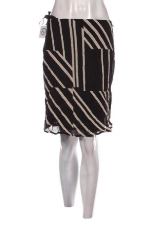 Пола Marks & Spencer, Размер M, Цвят Многоцветен, Цена 2,04 €