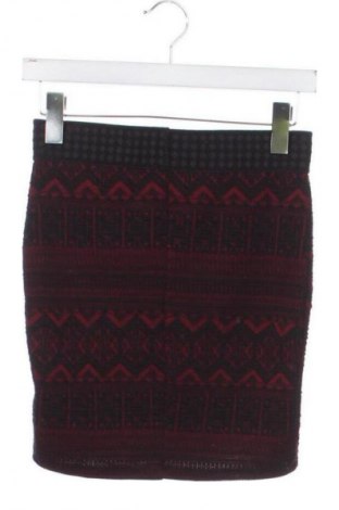 Пола NABILA, Размер XS, Цвят Многоцветен, Цена 2,04 €