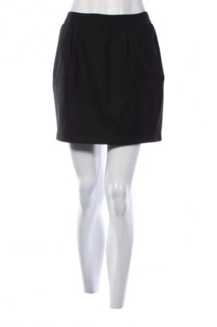 Пола New Look, Размер M, Цвят Черен, Цена 2,04 €