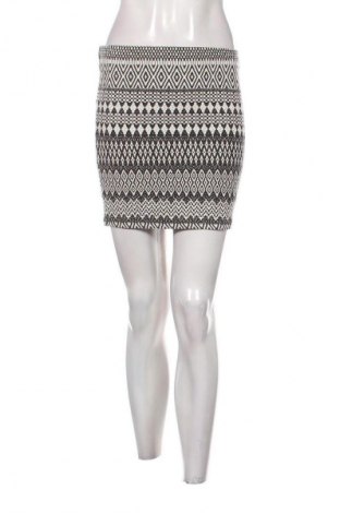 Пола Pimkie, Размер M, Цвят Многоцветен, Цена 2,04 €