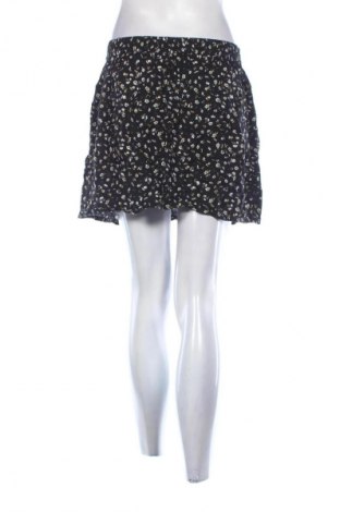 Пола Pull&Bear, Размер M, Цвят Многоцветен, Цена 2,04 €