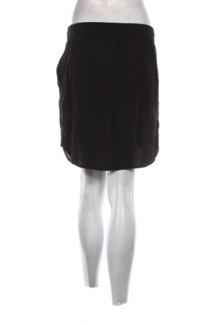 Пола Saint Tropez, Размер S, Цвят Черен, Цена 2,04 €