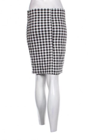 Пола Stradivarius, Размер M, Цвят Многоцветен, Цена 2,04 €