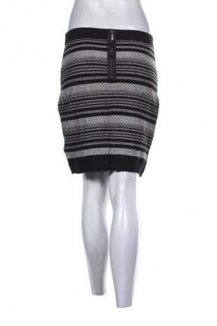 Пола Taifun, Размер S, Цвят Многоцветен, Цена 2,55 €