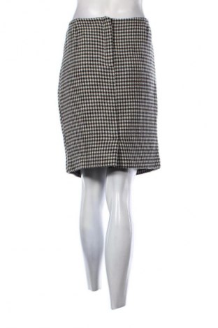 Пола Unbranded, Размер M, Цвят Многоцветен, Цена 2,04 €