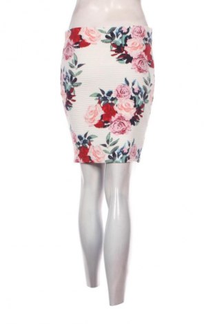 Пола Unbranded, Размер S, Цвят Многоцветен, Цена 2,04 €