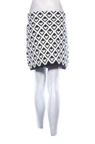 Пола Unbranded, Размер S, Цвят Многоцветен, Цена 2,04 €