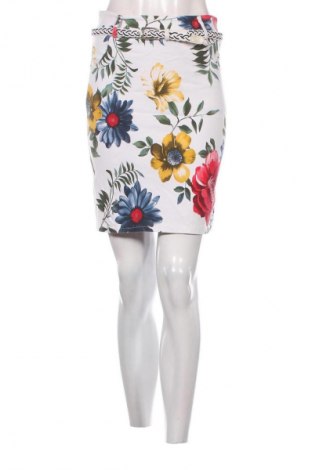 Пола Unbranded, Размер M, Цвят Многоцветен, Цена 2,04 €