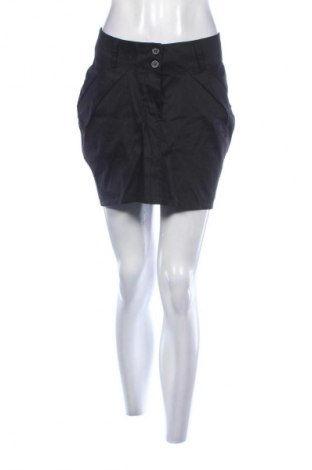 Пола Unbranded, Размер M, Цвят Черен, Цена 2,04 €