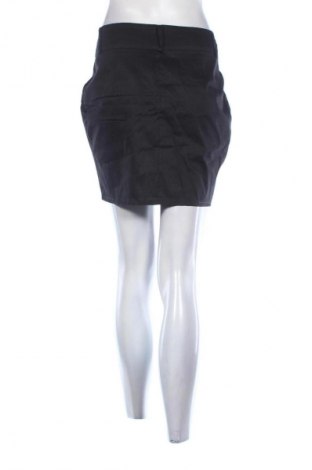 Пола Unbranded, Размер M, Цвят Черен, Цена 2,04 €